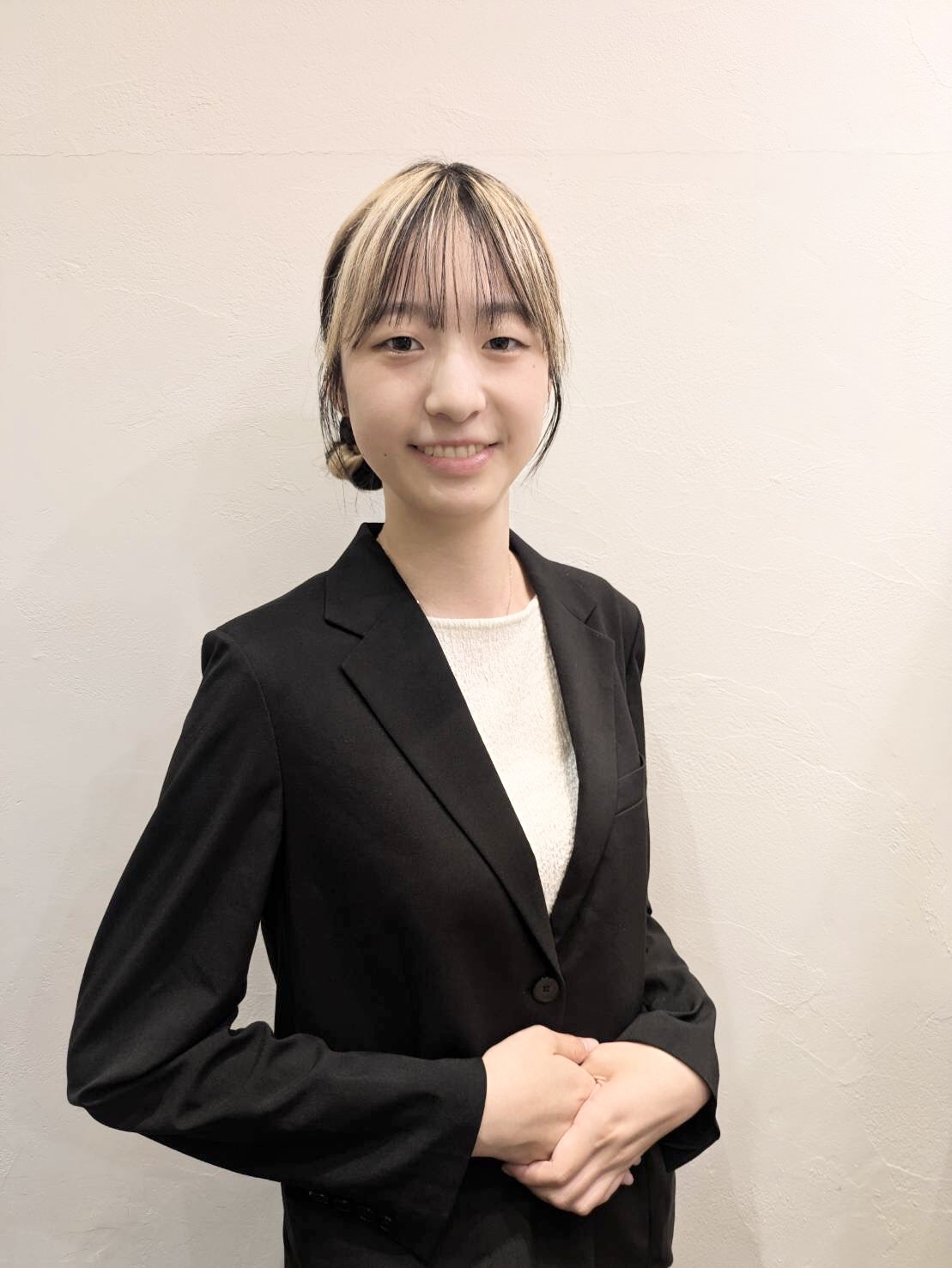 中西　菜々子